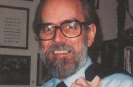 Headshot of poet Miller Williams.